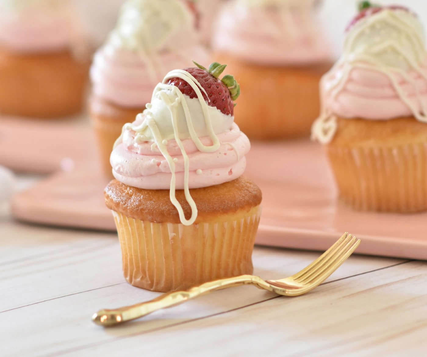 Cakes application for bakery flavors