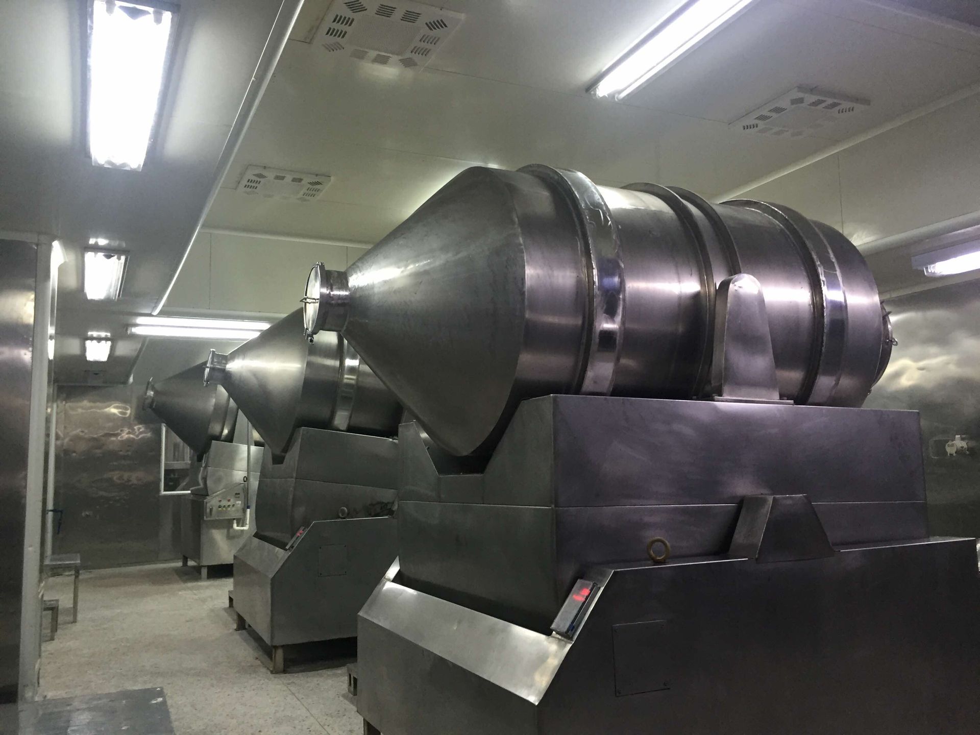 Powder production equipment inside an enclosed food flavor workshop